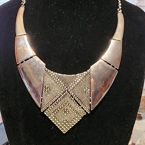 Silvertone Collar Statement Necklace - Picture 3 of 8